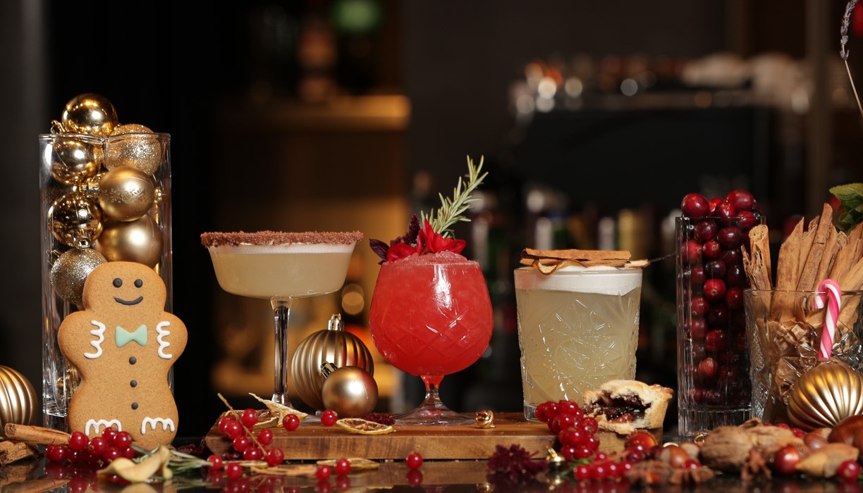 Novotel's Christmas Cocktails! | VIVA UK Lifestyle Magazine