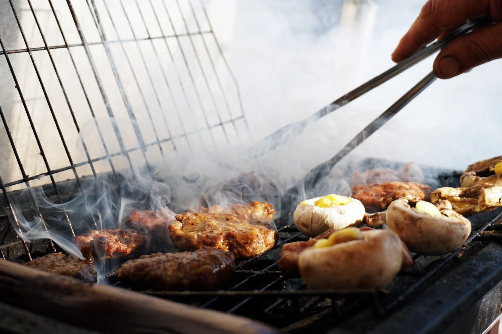 Warning for Brits to stay safe cooking in the Bank Holiday heatwave
